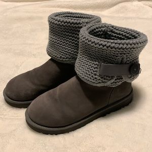 Ugg Cardi and Leather Boots in Women’s size 9